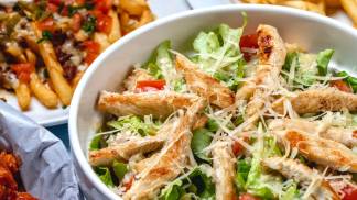 salada-caesar-frango